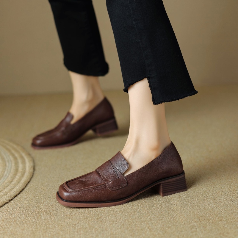 头层牛皮中粗跟通勤百搭乐福鞋