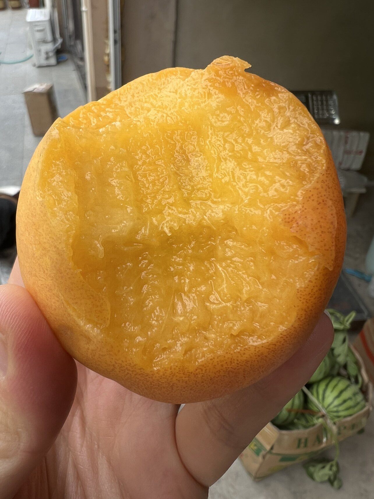 黄金油桃烟台海阳露天头茬桃子应季新鲜孕妇水果4.5斤顺丰包邮