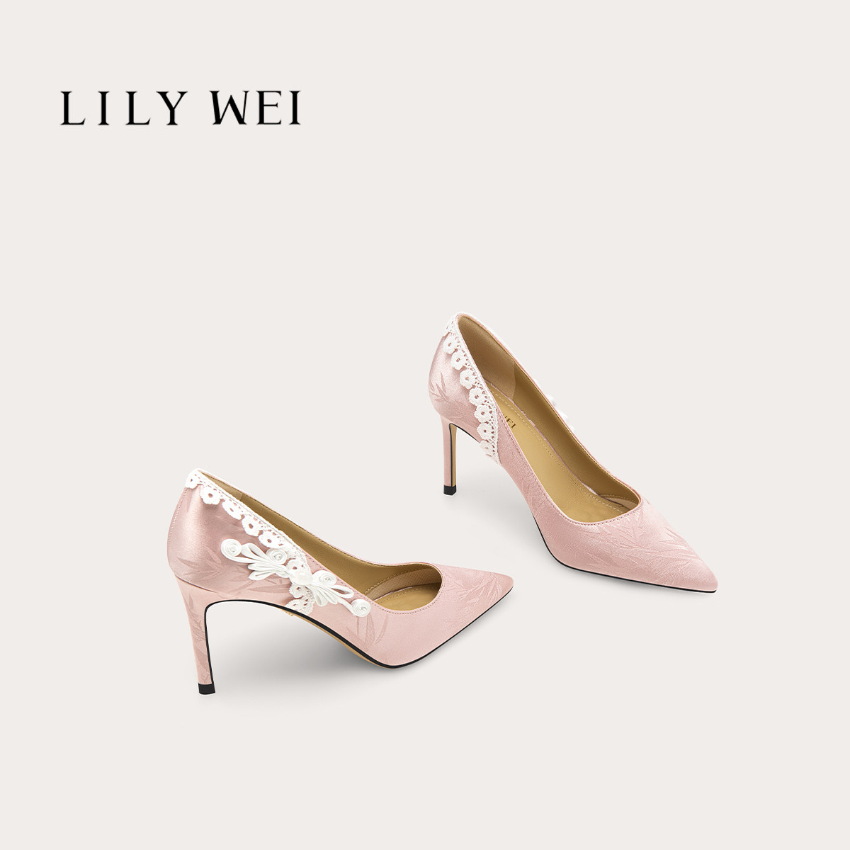 Lily Wei【绾珞】法式粉色蕾丝尖头高跟鞋国风印花约会宴会单鞋