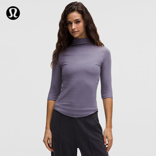 Hold Tight 女士紧身剪裁半高领中袖 T 恤丨lululemon丨LW3KNKS
