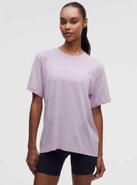 Swiftly Relaxed女士运动短袖 T 恤 *徽标款丨lululemon丨LW3KHJS