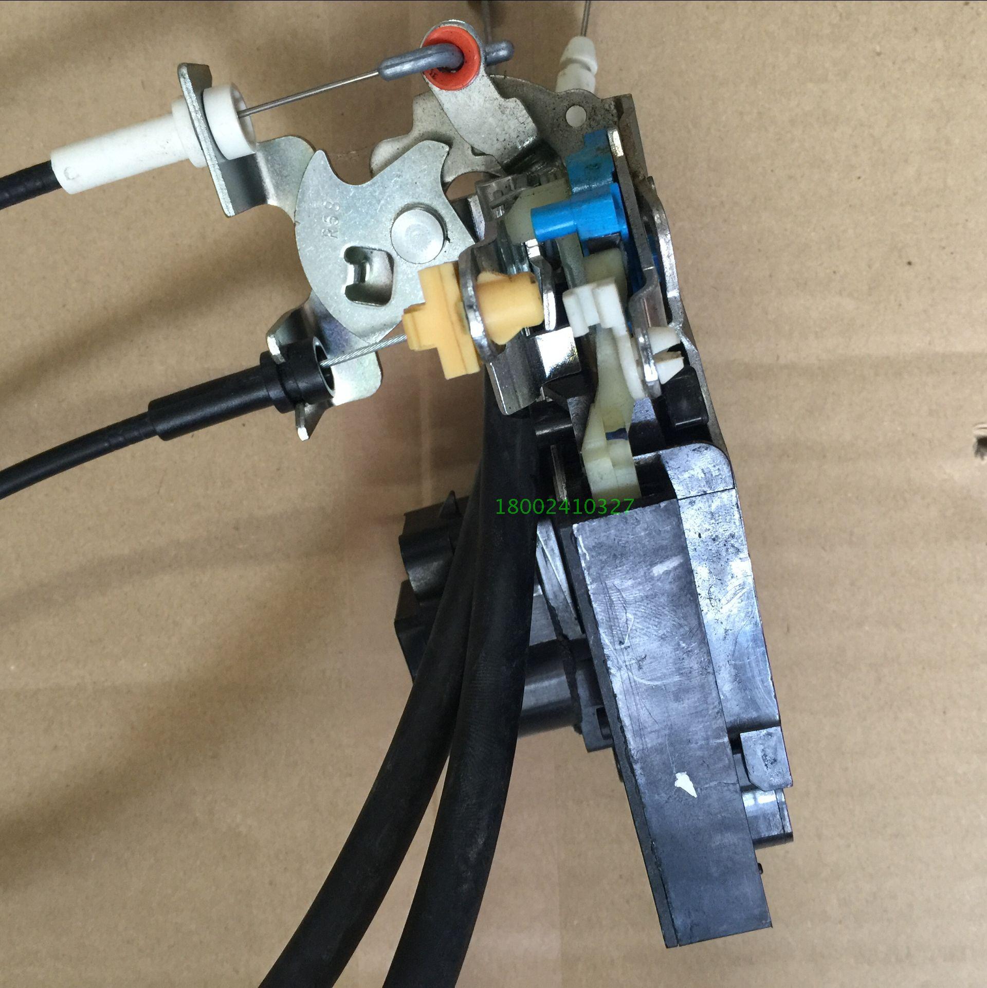 北京汽车北汽e系列E150E130绅宝D20门锁块锁机构前门锁后门锁