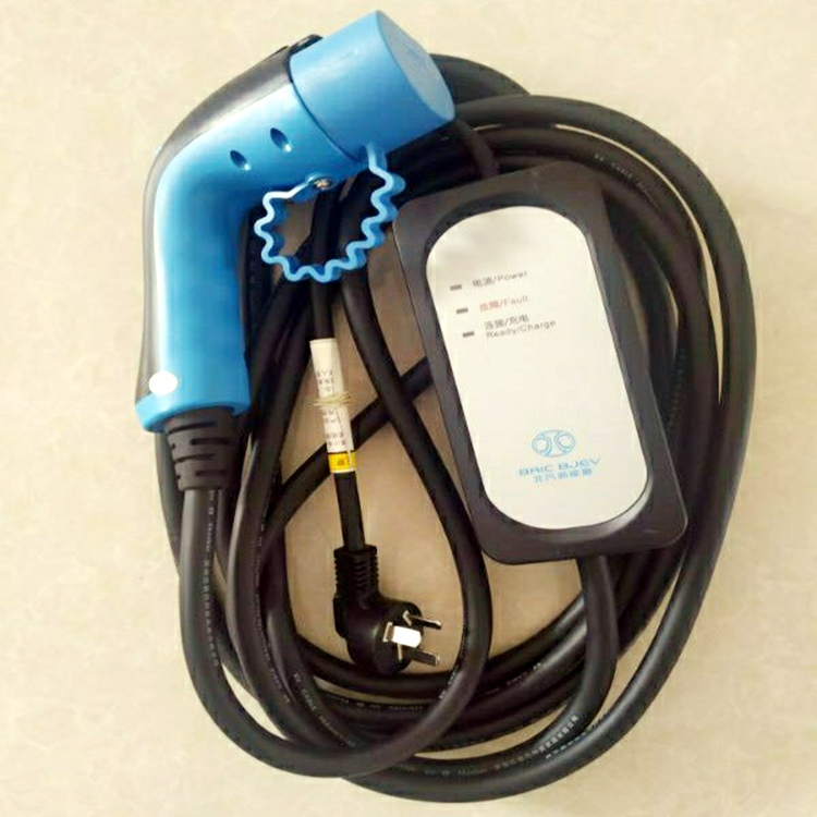 北汽新能源ev160ec180 EC5充电盒充电枪北汽EU260 EU550充电桩7kw