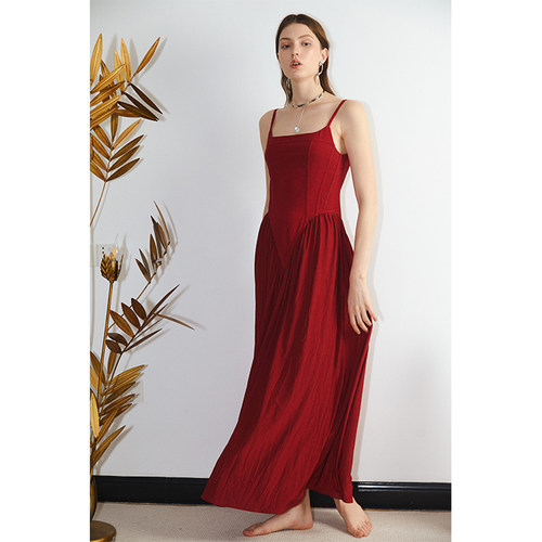 NEANT SS21平领鱼骨区吊带连衣裙（红）