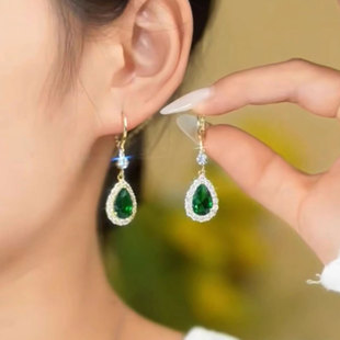耳坠 潮长款 祖母绿水滴耳扣时尚 大气日常百搭设计感耳环2026年新款
