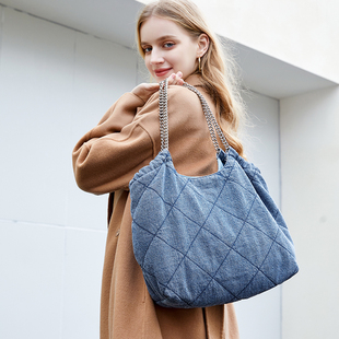 华夫大容量牛仔包包女2023新款 05187 秋冬链条帆布包菱格托特包CK