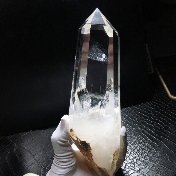 天然白水晶原石柱蓝针透体摆件