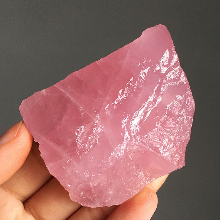 天然粉水晶原石马粉粉晶扩香石头鱼缸造景装饰品雕刻毛料标本摆件