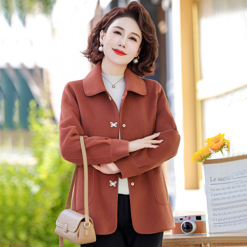 妈妈春装气质毛呢外套2026新款中老年女装春秋时尚短款呢子上衣服