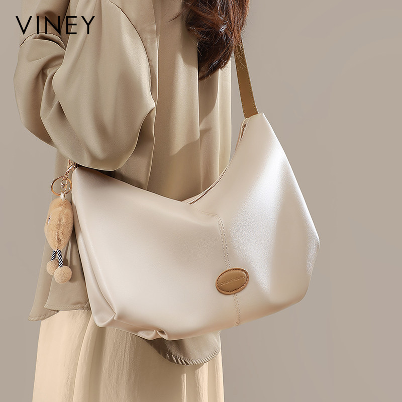 Viney托特包包2025新款真皮女包饺子包斜挎包大容量云朵包通勤包
