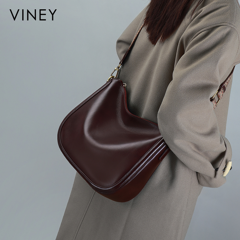 Viney包包女士2025新款女包斜挎马鞍包真皮百搭大容量托特腋下包
