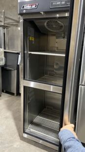 二手 厨房设备特博尔单门立式冰箱商用冷藏平面工作操作台保鲜柜