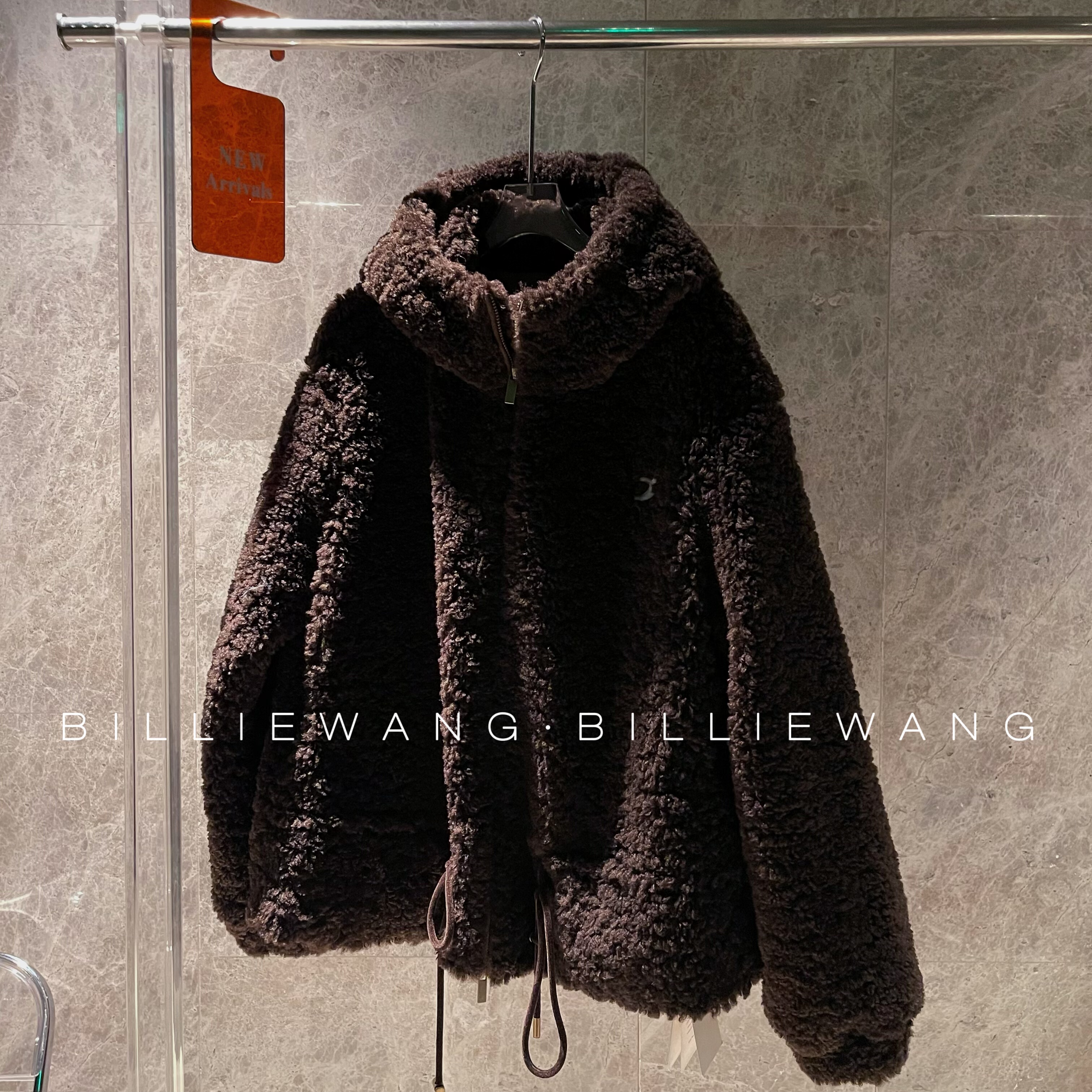 BW独立设计师高定系列｜乌木棕低重力抽绳颗粒绒连帽外套