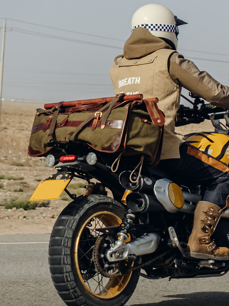 福禄车库复古长途摩旅凯旋机车杜卡迪防水油蜡苔原超大驼包摩托包