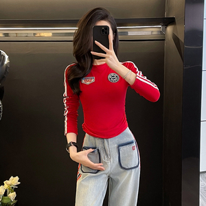 撞色紧身短款长袖t恤女秋季新款修身显瘦皱褶辣妹织带打底衫上衣