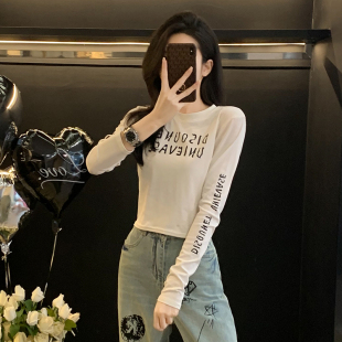 长袖 新款 字母印花紧身短款 t恤女秋季 上衣 正肩修身 显瘦辣妹打底衫