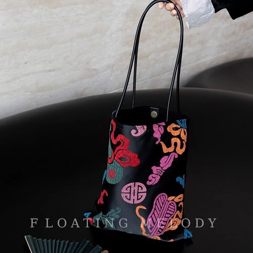 原创国风八宝葫芦单肩包