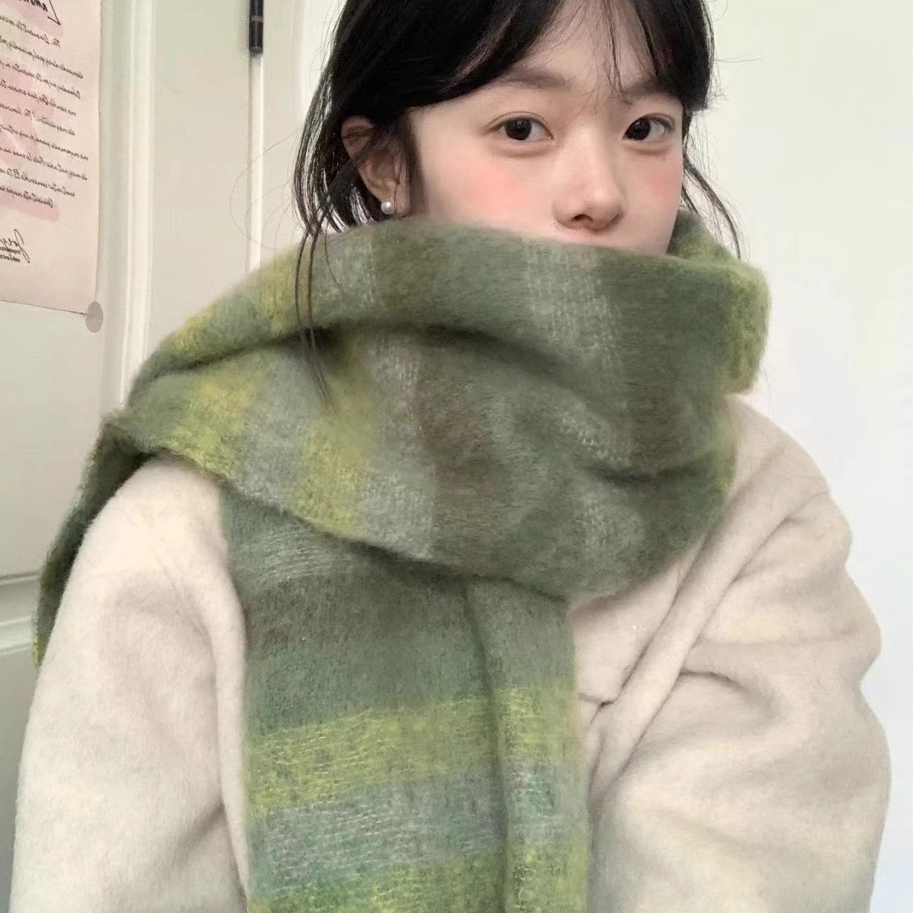 秋冬显白绿色牛油果马海毛围巾