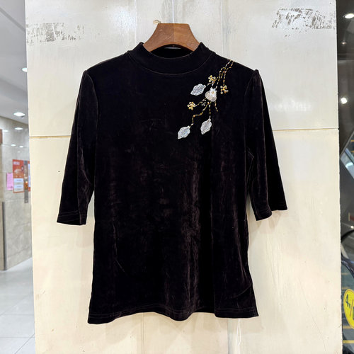 艾妮莉661131串珠刺绣丝绒小衫