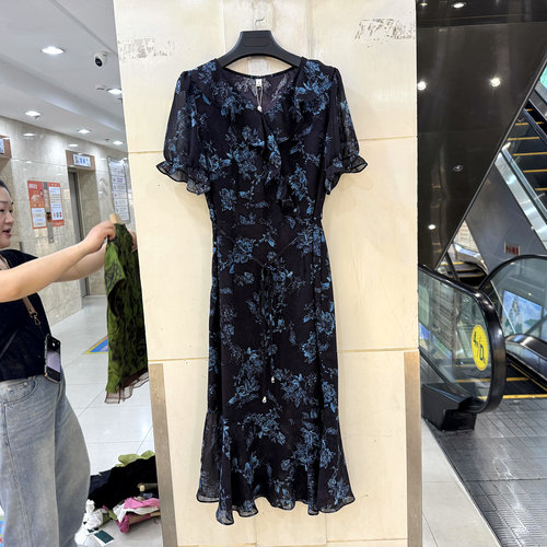歌姿俪尔26X-L3597花色V领鱼尾裙