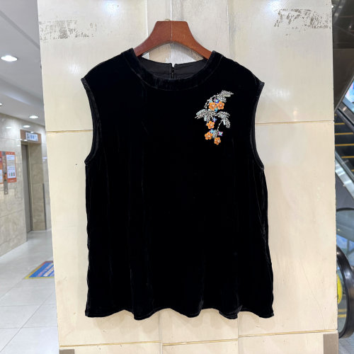37493重工钉珠亮片无袖丝绒马甲