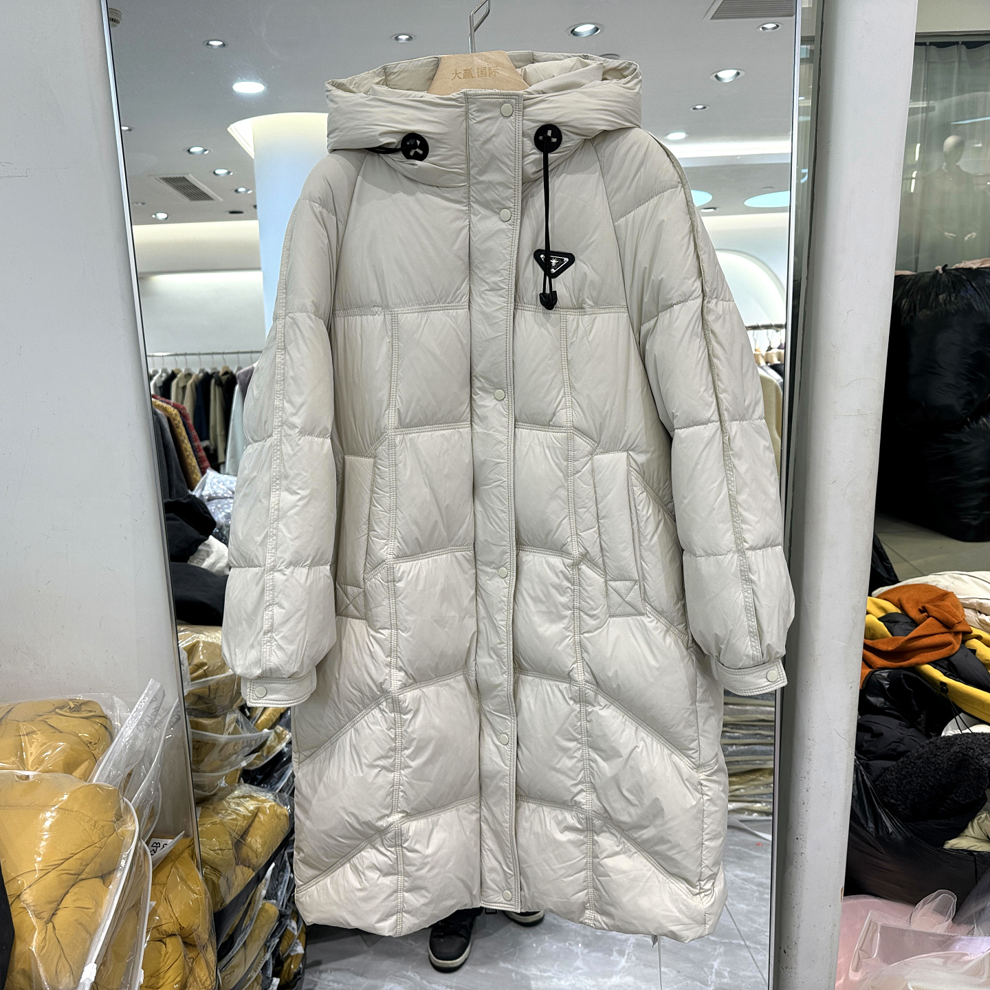 米儿衣景Y5851连帽休闲长羽绒服