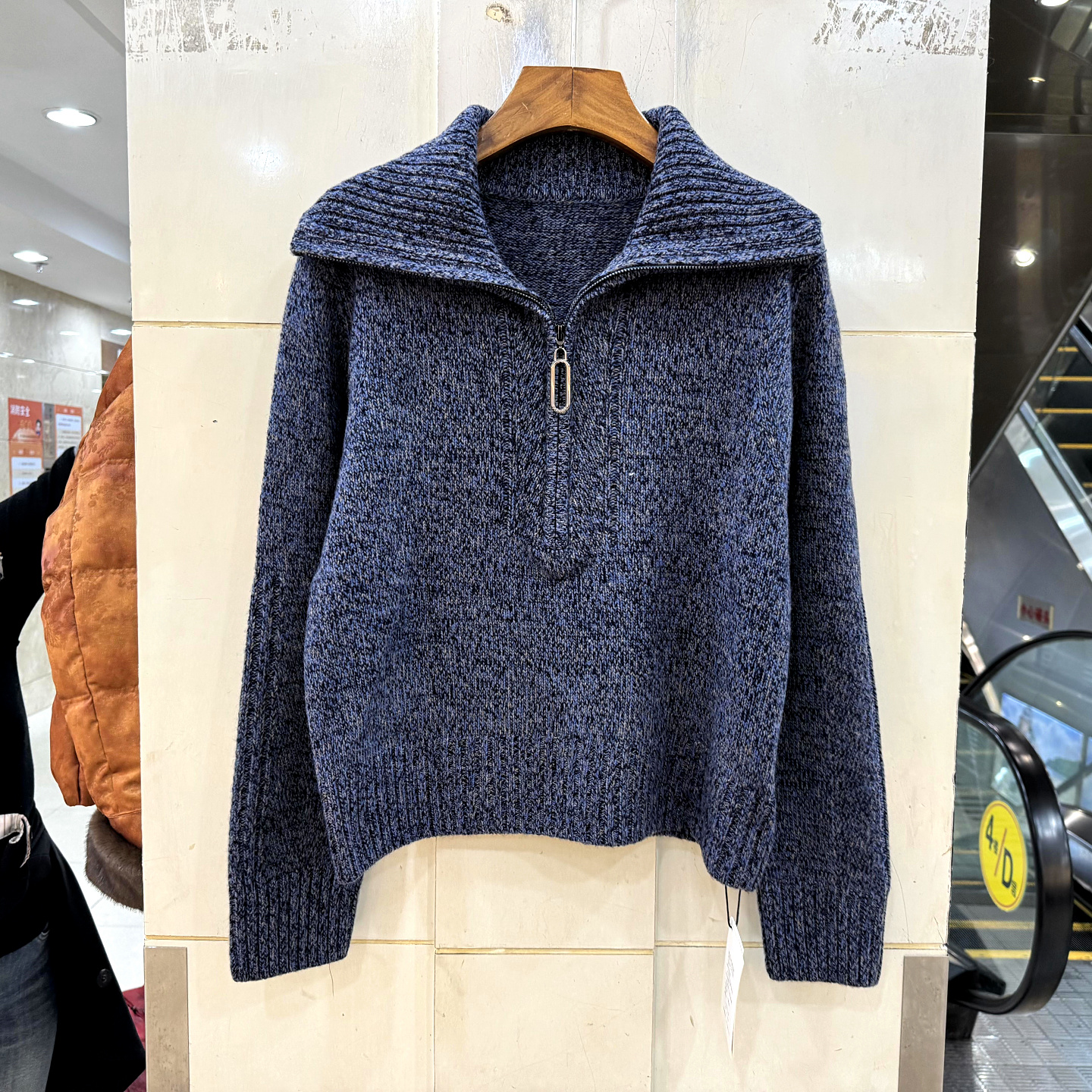 13-25155半开拉链大翻领羊绒衫