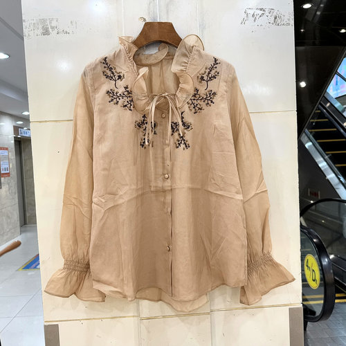 73366荷叶边领刺绣花衬衣