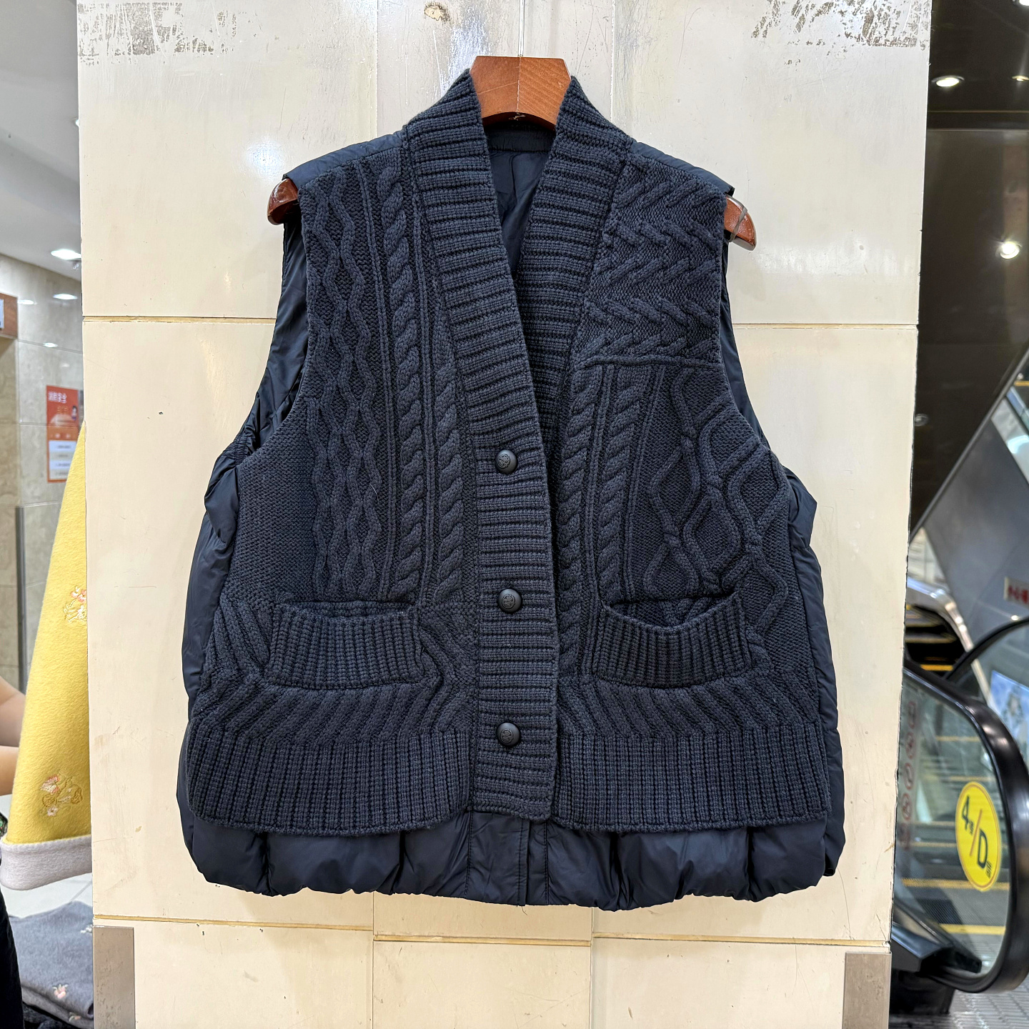 JD1300羊毛针织拼接鹅绒马甲