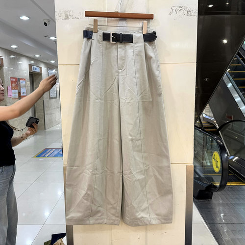 C8008-1静奢弯刀裤女裤