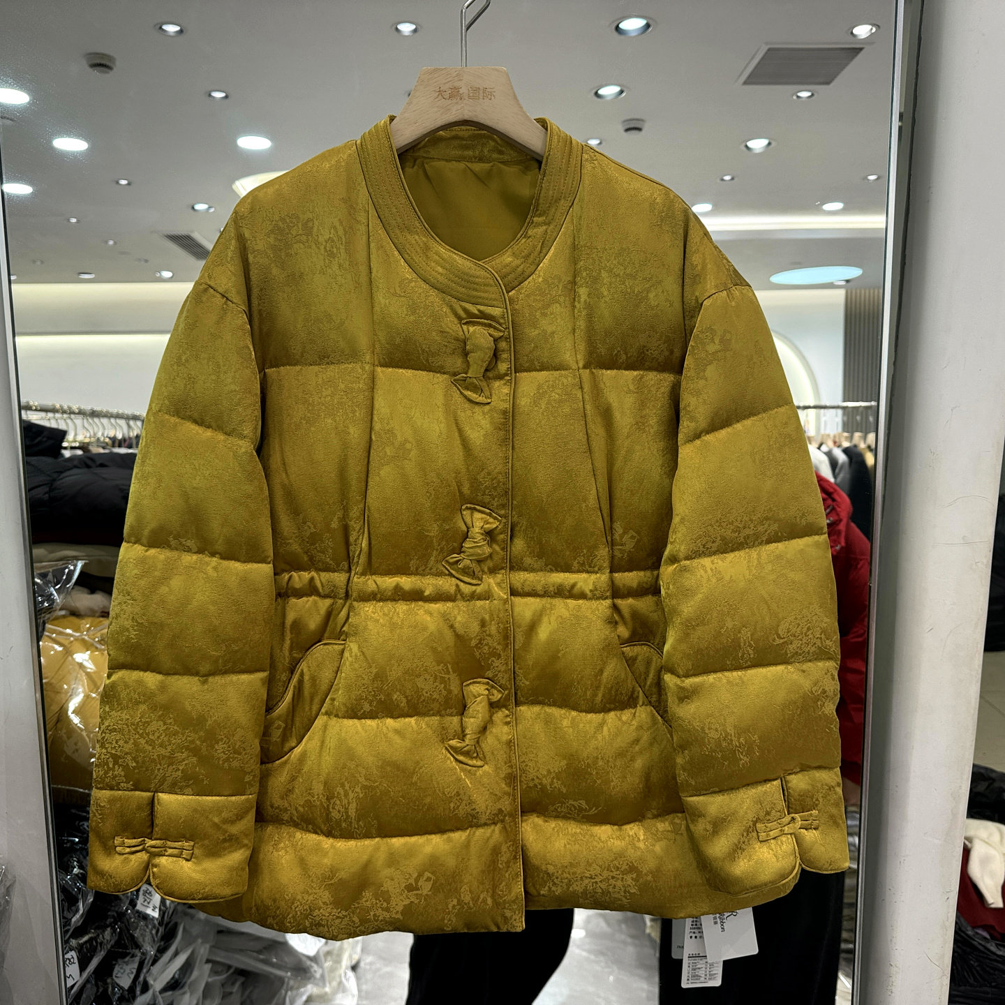 可可锐丽85190B白鸭绒羽绒服