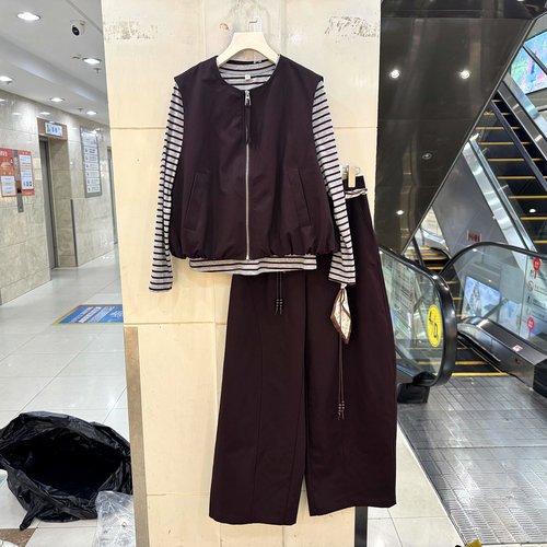 芸芳媛25T3029马甲休闲三件套裤