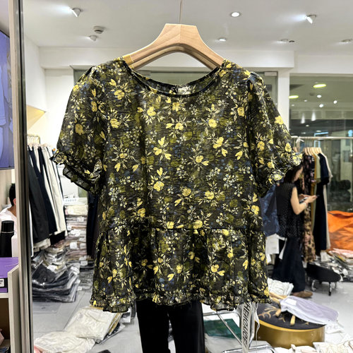 圣依阁6866后单排扣碎花衬衫