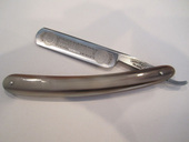 75周年纪念特别版 Wacker 圆首银钢 条纹牛角柄直刃剃须刀