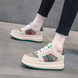 香港品牌女鞋 女 内增高7CM厚底防滑百搭真皮气质透气运动休闲板鞋