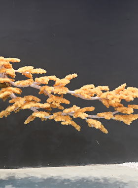 仿真悬挂倒挂黄色松树迎客松酒店餐厅吊顶装饰墙面室内景观仿真树