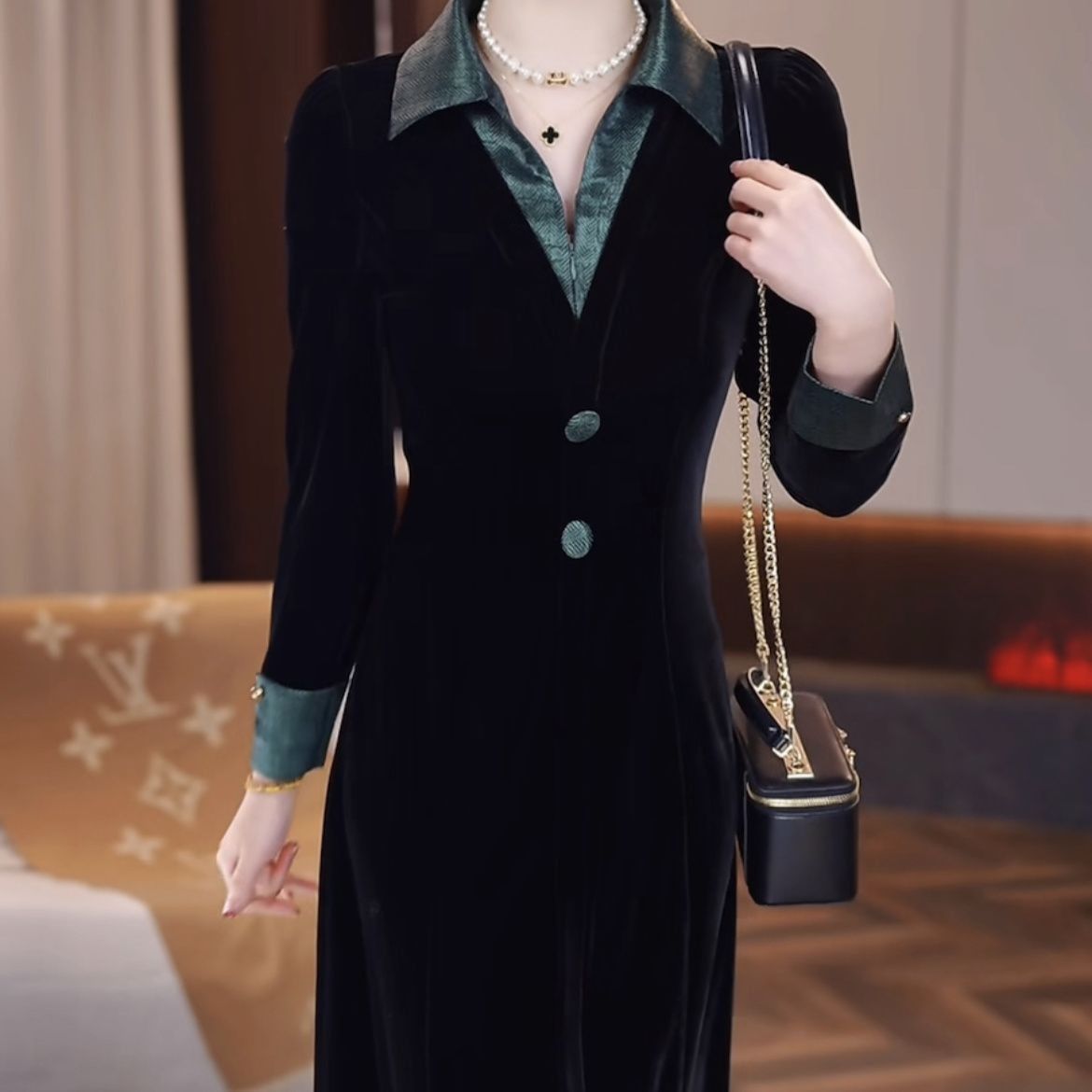 连衣裙2025新款女春秋季爆款轻奢高级感气质妈妈卡丹绒假两件裙子