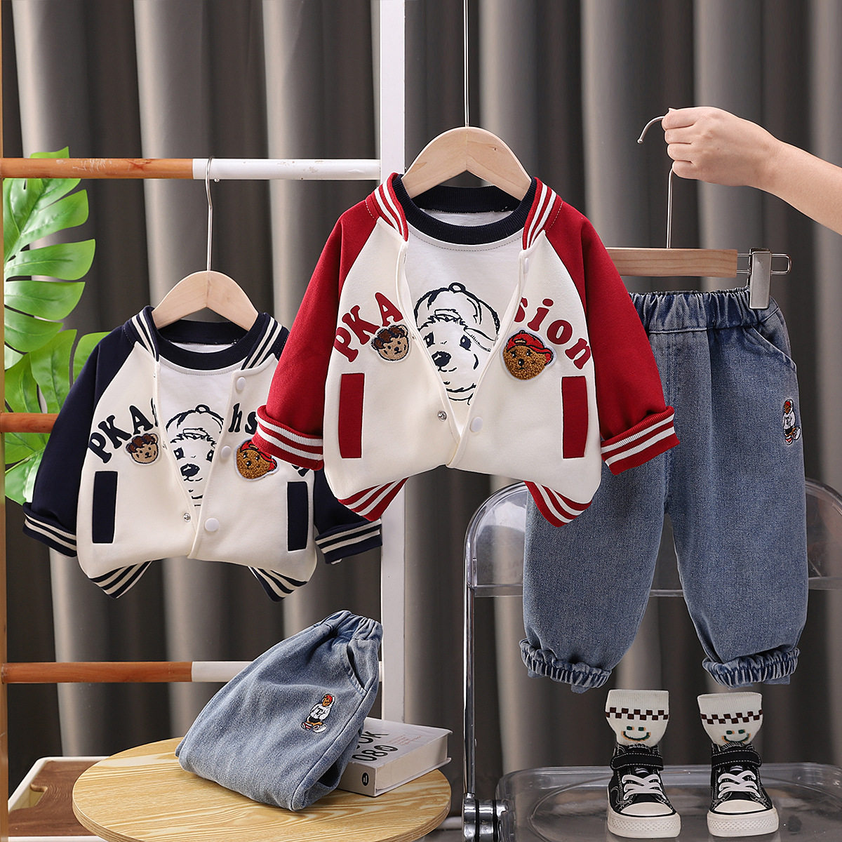 男童春季休闲套装2025新款男童长袖字母拼色棒球服外套三件套潮服,童装/婴儿装/亲子装,套装,淘宝优惠券,粉丝福利购,淘宝优惠卷