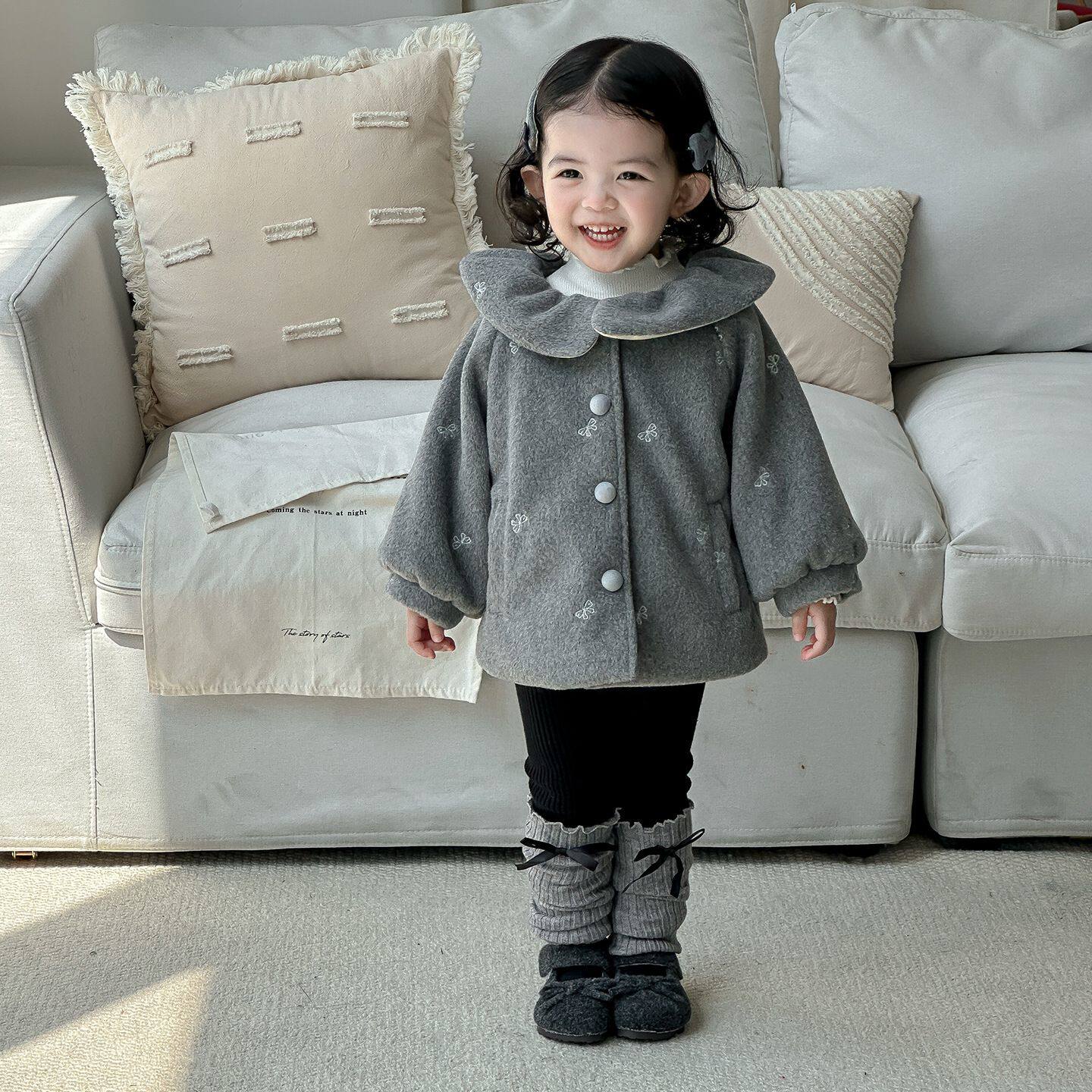 点兮2025秋冬新款婴幼儿呢子外套套装女宝宝开衫毛衣毛线裤三件套