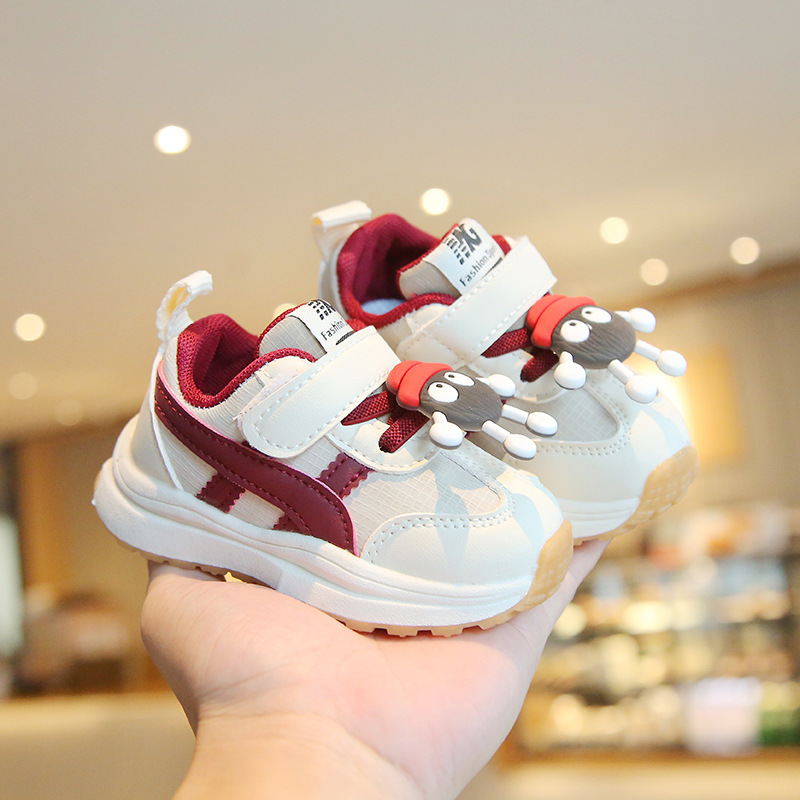 男宝宝婴儿鞋子春秋新款学步鞋0-1—2岁婴幼儿防滑软底女童运动鞋