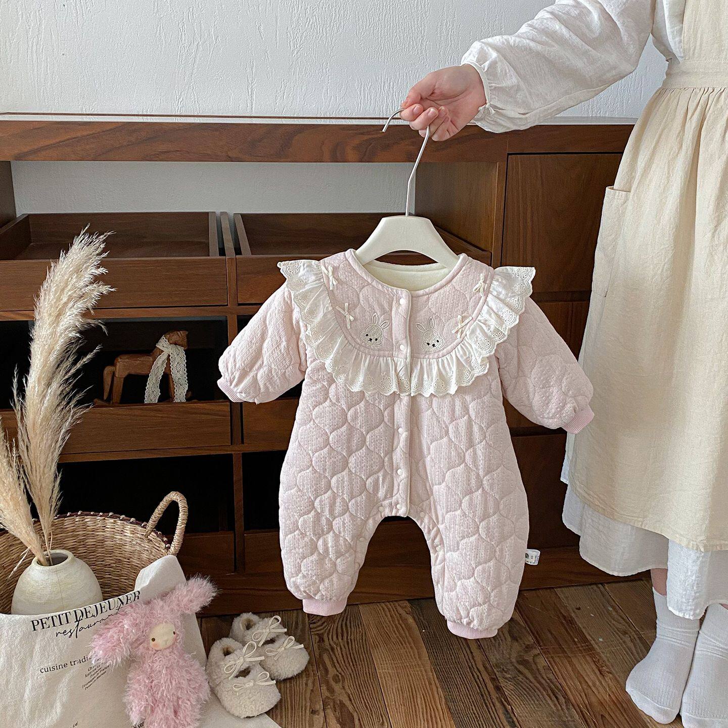 点兮2025冬季新款婴幼儿绗棉加绒加厚兔子连体衣女宝宝加厚长爬服