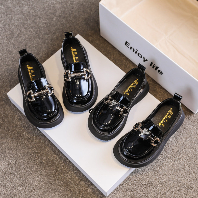 小皮鞋女英伦风2022春秋新款百搭厚底乐福鞋软皮漆皮复古套脚单鞋,童鞋/婴儿鞋/亲子鞋,皮鞋,淘宝优惠券,粉丝福利购,淘宝优惠卷