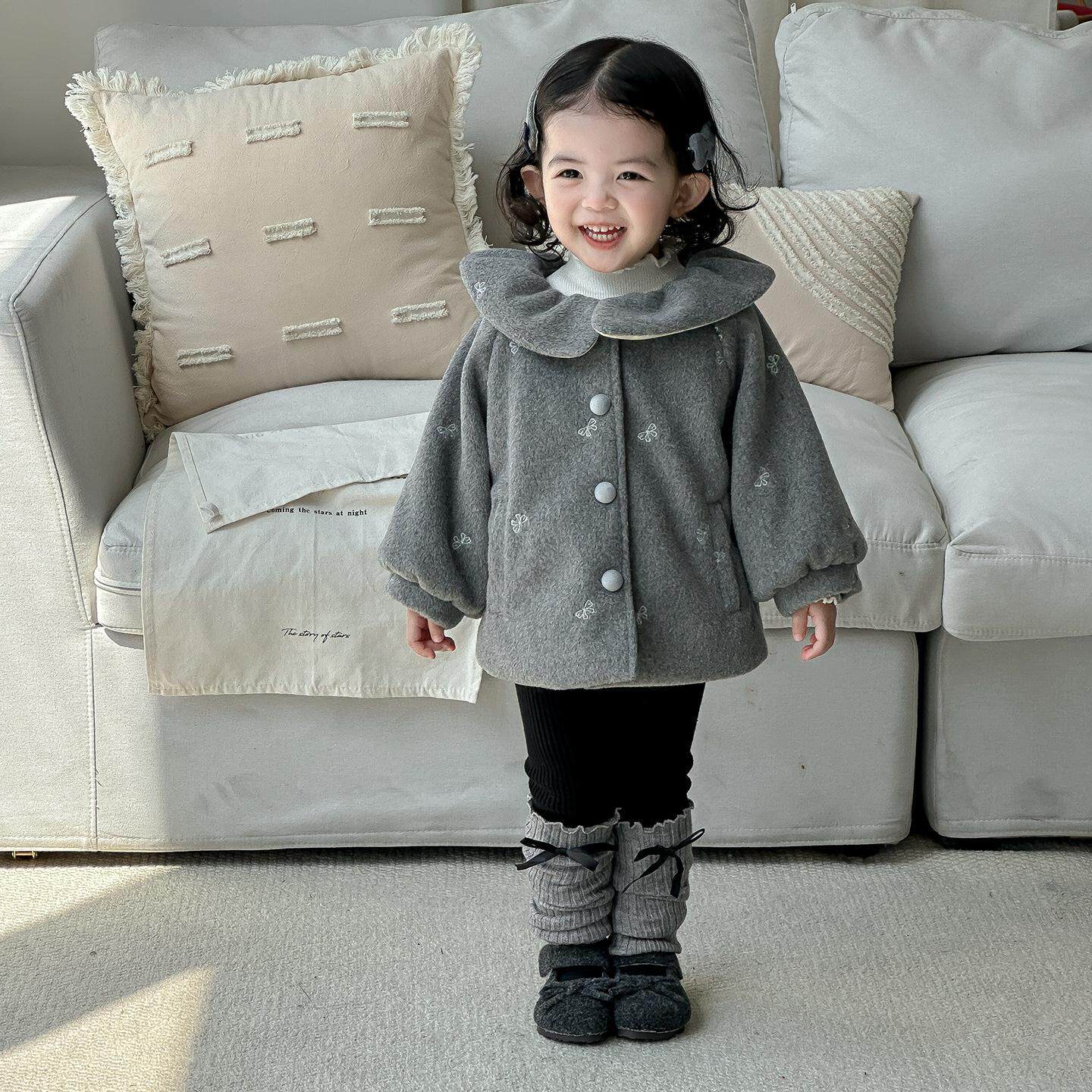 点兮2025秋冬新款婴幼儿呢子外套套装女宝宝开衫毛衣毛线裤三件套
