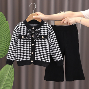 女童套装黑白格两件套2023秋冬款女宝宝小香风裤套长袖外套+裤子