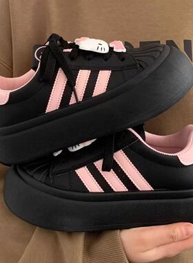 时尚小众贝壳头黑色大头面包鞋女童厚底2025新款爆款休闲运动板鞋