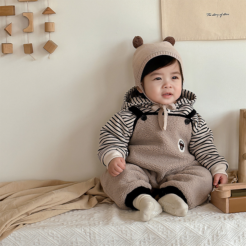 婴儿连体衣宝宝套装冬装加绒连帽卫衣加厚毛毛背带裤百搭保暖长裤