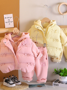 女童秋冬季加绒加厚三件套洋气婴儿童女宝宝冬装马甲套装1-3岁5潮