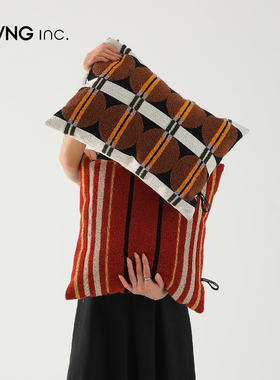 LIVING inc.巴斯协奏 中古几何棕色沙发抱枕轻奢高级感复古靠背垫