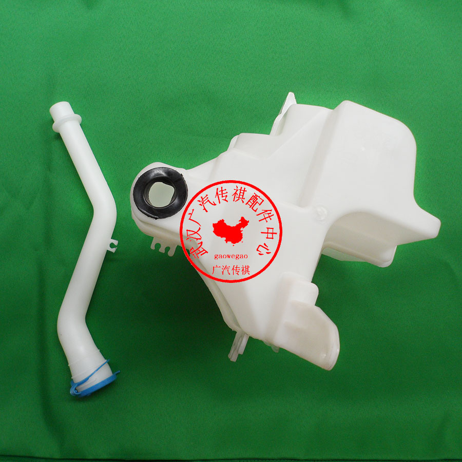 适用广汽传祺GS5/GS5速博/GS4/GA3S/GA5/GA6/GS8雨刮玻璃喷水壶