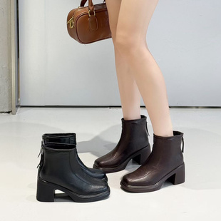 花宿女鞋2025冬新款粗跟高跟短靴女靴英伦风百搭加绒马丁靴813022